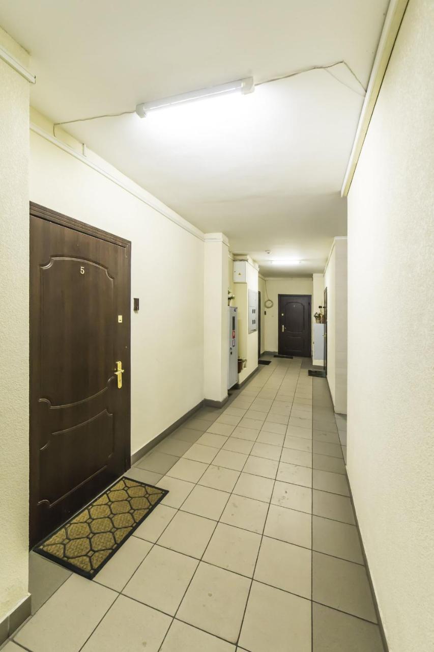 Appartement 1 Поверх Ж К Паркові Озера Метро Дарниця à Kiev Extérieur photo